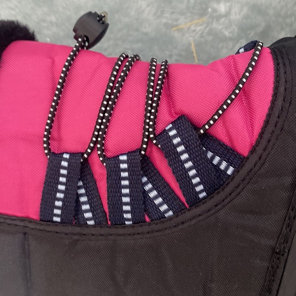 Ranger girls boots size 12 with liner adjustable tightness - Picture 3 of 11